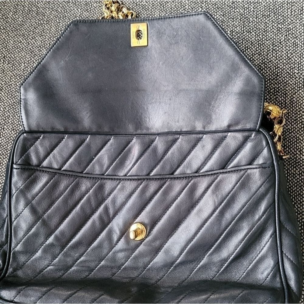 Authentic Vintage Chanel Large Bijou Strap Shoulder Camera CrossBody Bag Purse - Picture 10 of 16